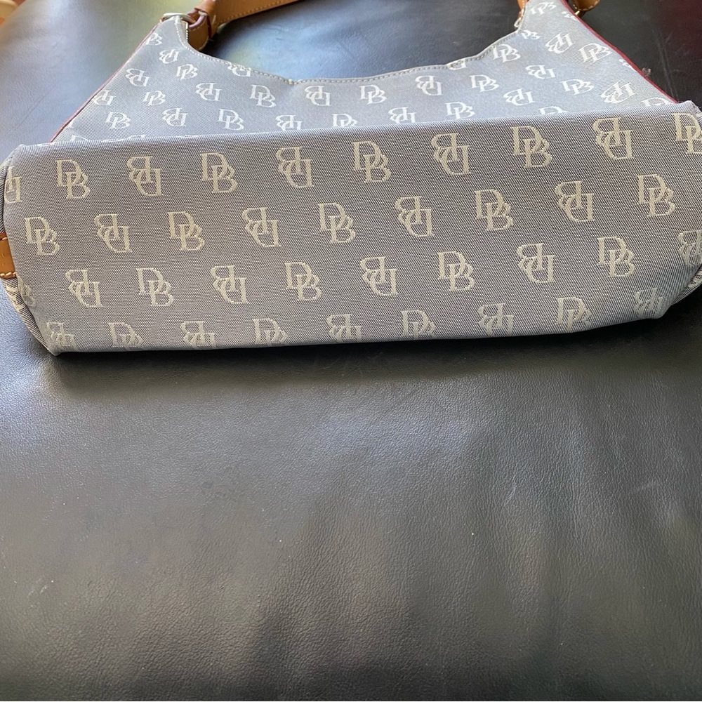 Dooney & Bourke Shoulder Bag - Picture 3 of 15